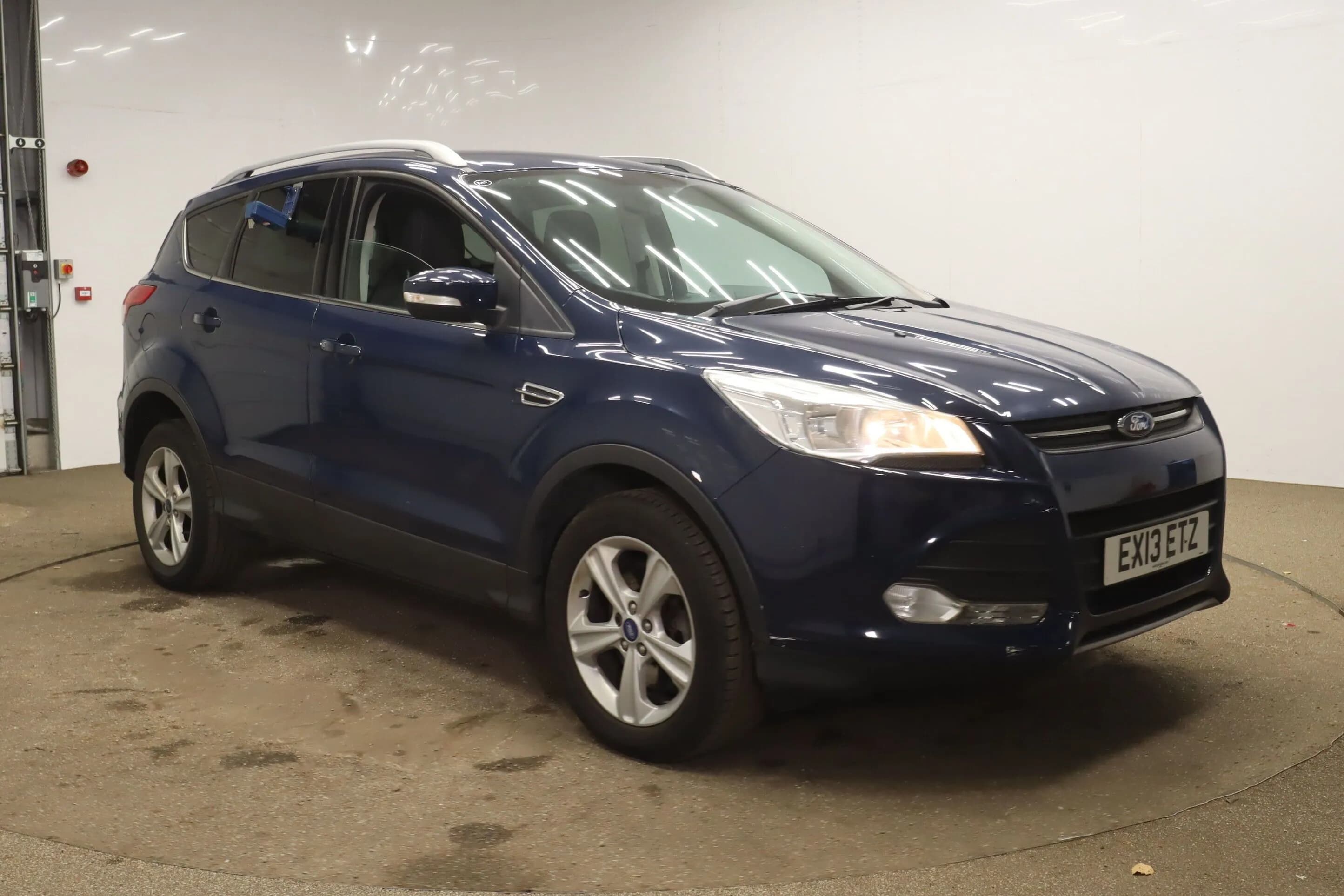 FORD Kuga 2.0 Zetec TDCi - 1