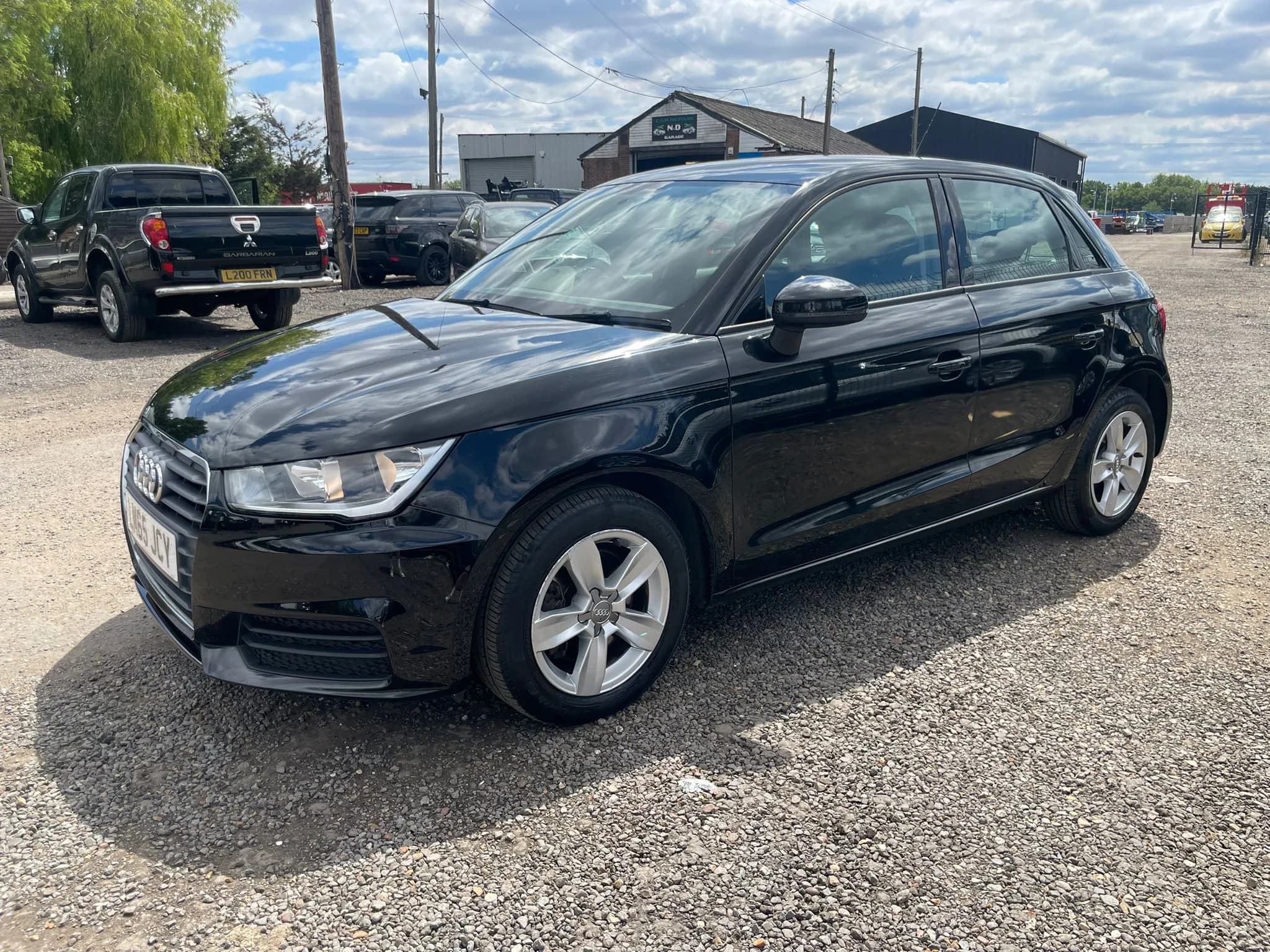 AUDI A1 SPORTBACK TDi SE - 3